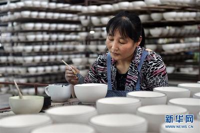 小瓷器连接大世界——淄博陶瓷的神奇魅力
